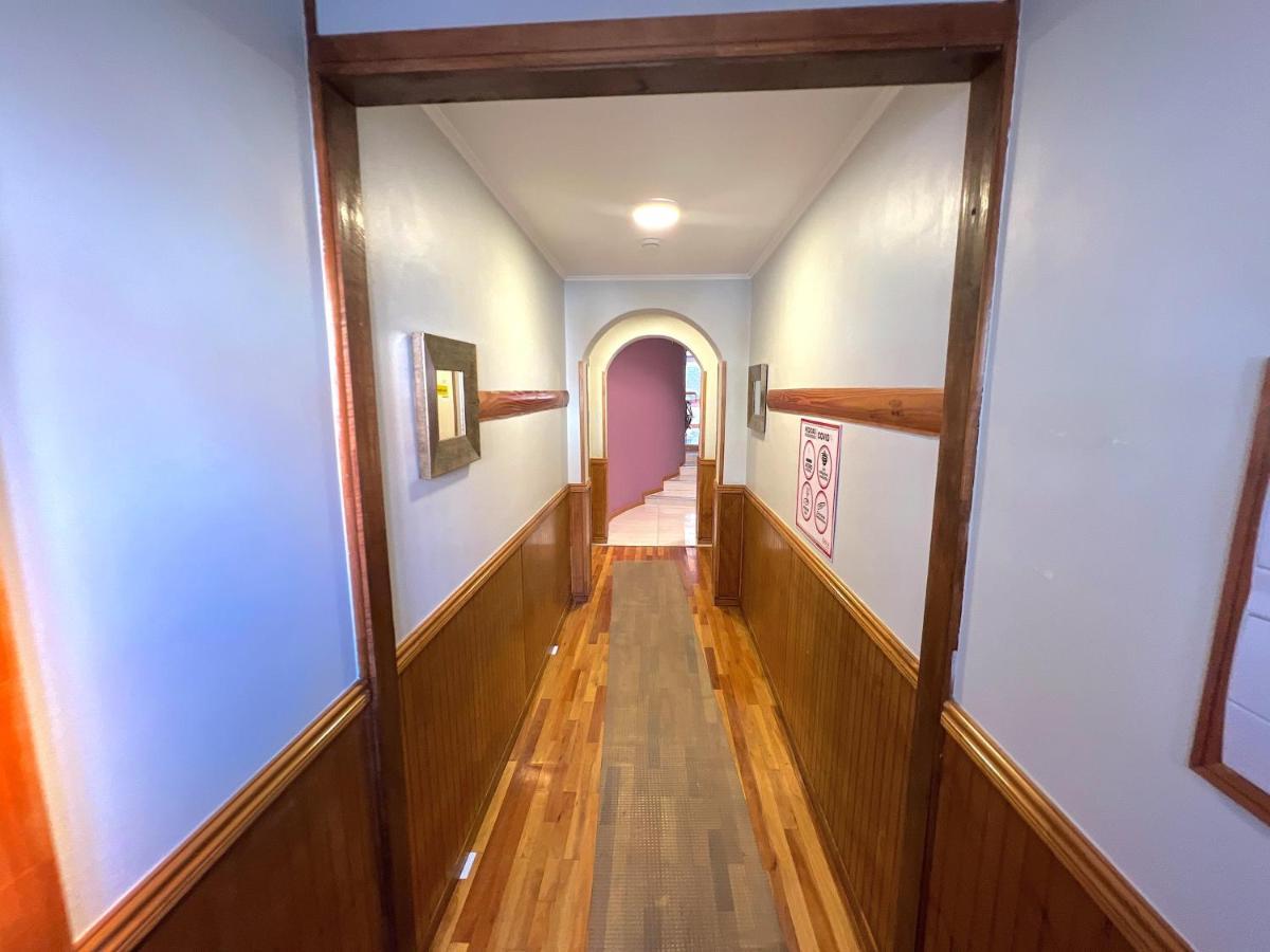蓬塔阿雷纳斯Incredible Downtown Duplex With Interior Backyard公寓 外观 照片