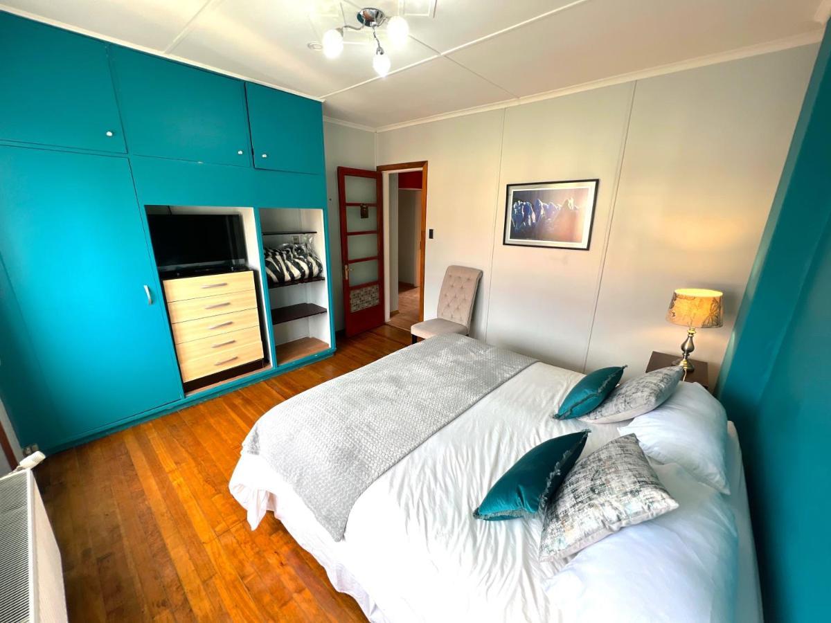 蓬塔阿雷纳斯Incredible Downtown Duplex With Interior Backyard公寓 外观 照片