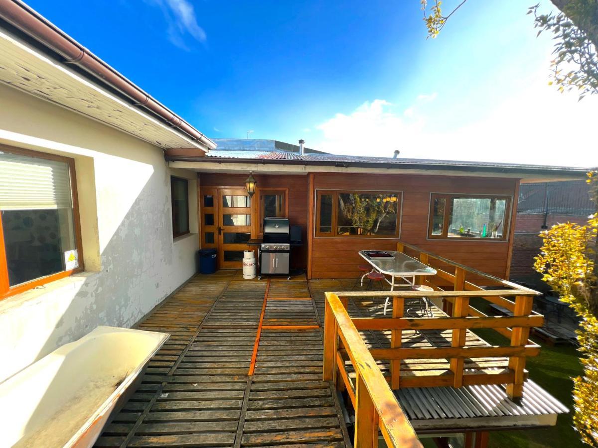 蓬塔阿雷纳斯Incredible Downtown Duplex With Interior Backyard公寓 外观 照片