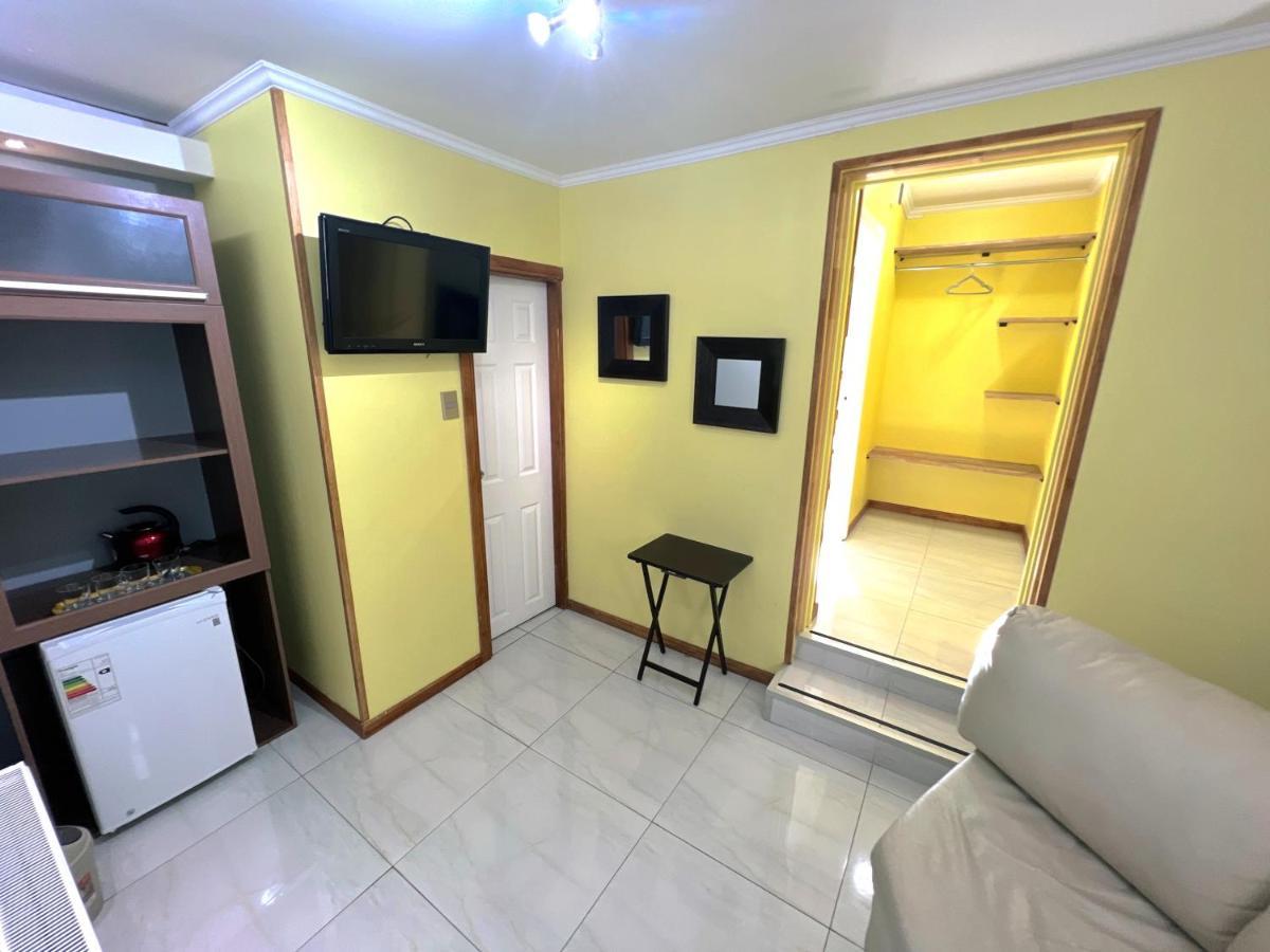 蓬塔阿雷纳斯Incredible Downtown Duplex With Interior Backyard公寓 外观 照片